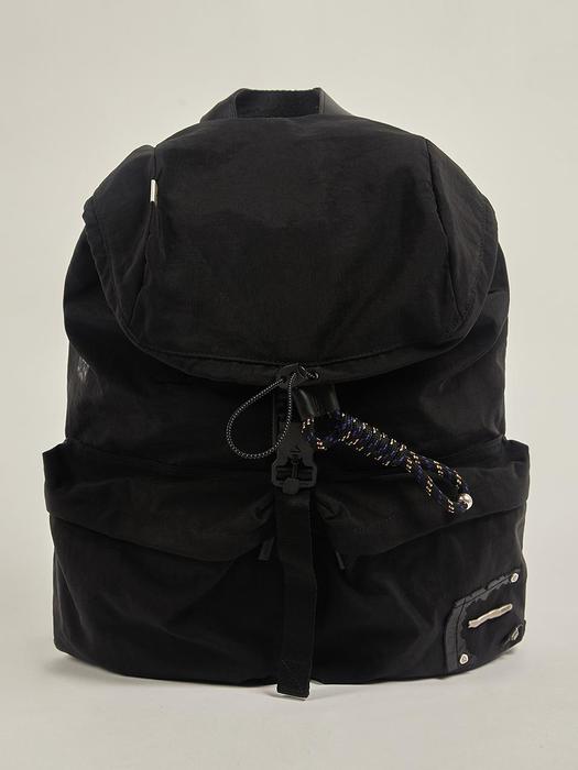 Torn label backpack Noir