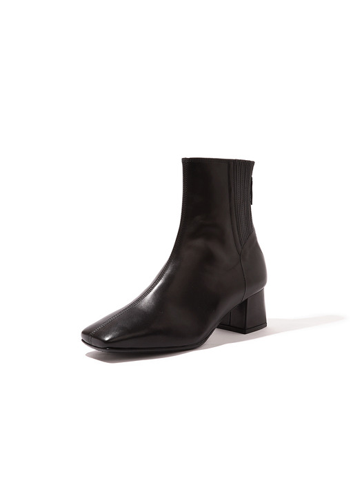 Accordion ankle boots / black