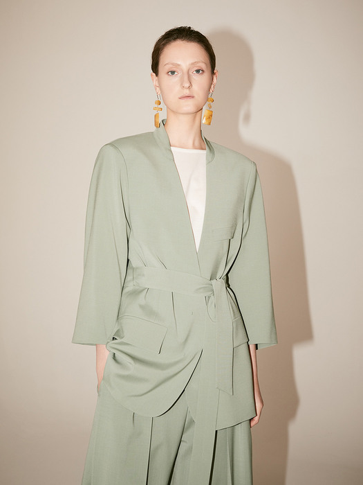 LE MUSEE_VENICE Collarless Belted Fine Wool Blaser_Green