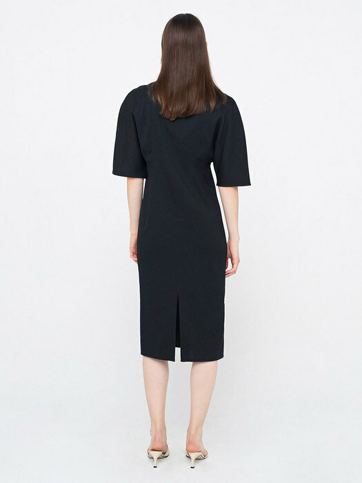 Round Sleeve Dress_Black