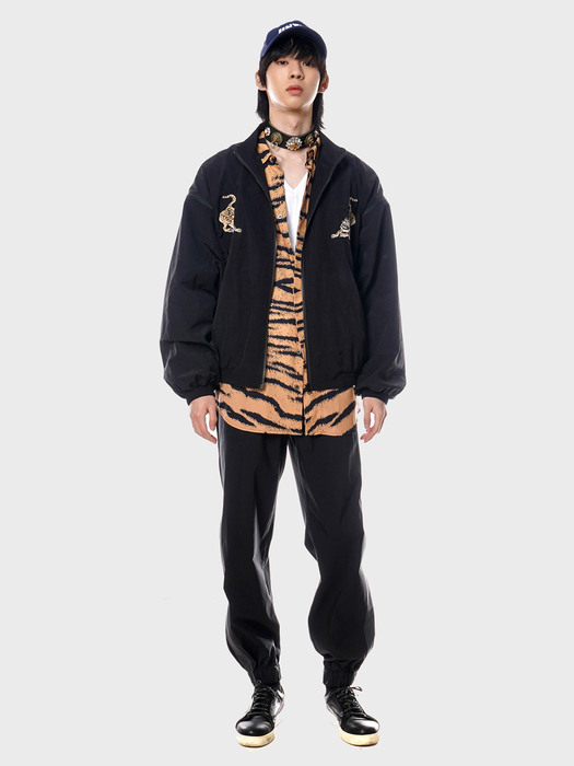 Tiger Embroidery Multizippered Jacket(UNISEX)_UTO-SS18 