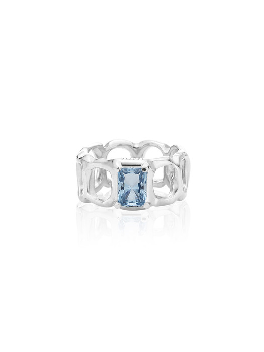 Gentle link ring (Topaz)