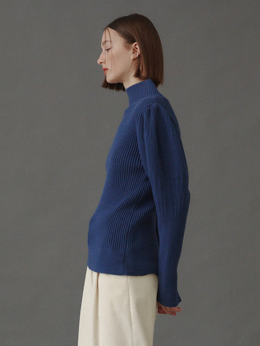 Creme Volume Pull-over Knit_Blue