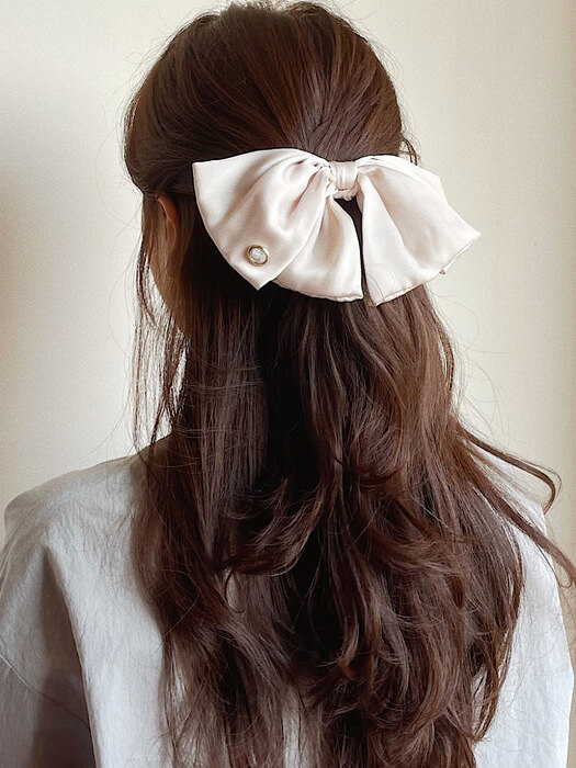 oar Cameo Big Ruffle Barrette [Ivory]