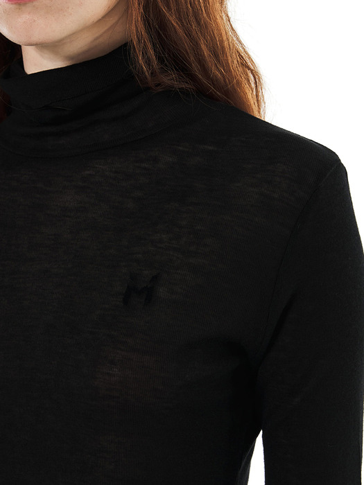 로고 울 슬림핏 터틀넥 티셔츠 블랙