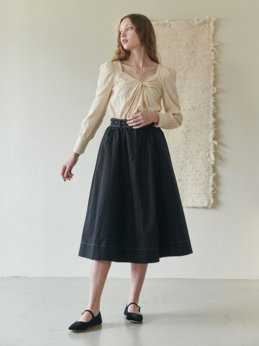 Belted flared skirt (black)