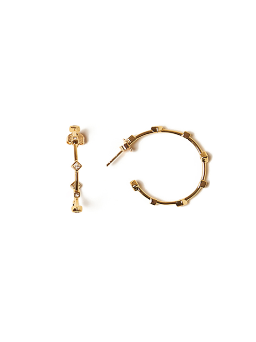 Simple gold gear earring