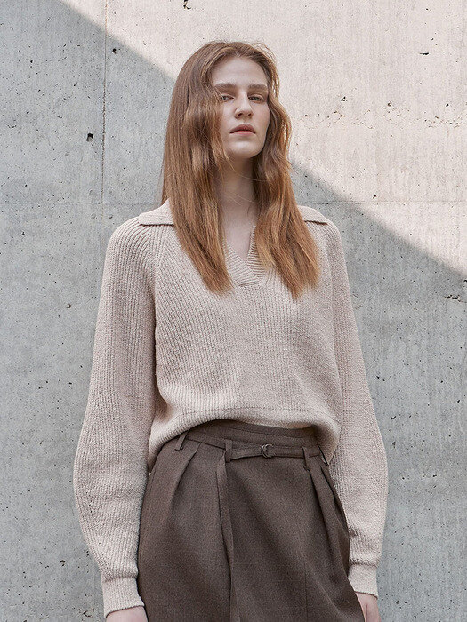 CROPPED COLLAR KNIT PULLOVER_BEIGE