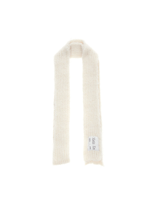 COZY KNIT MUFFLER IN IVORY