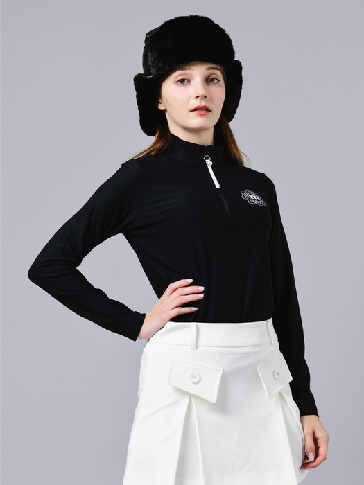 23FW 코트나  기능성 소재 웜 스판 하프 집업 꽃 자수 블랙 티셔츠