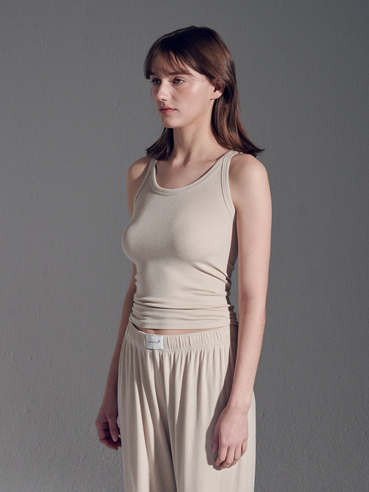 Needs Sleeveless_L/SAND BEIGE