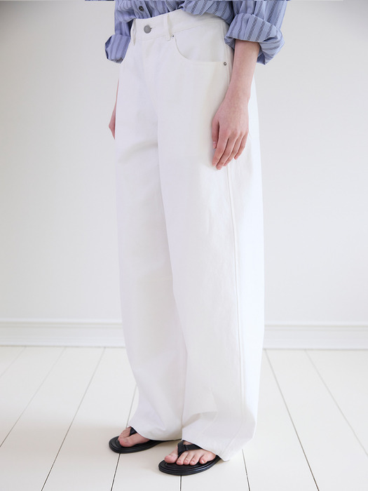 Curved Line Cotton Pants_WHITE