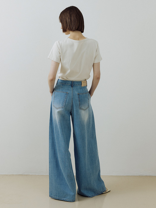 Pin tuck wide Denim Pants (blue)