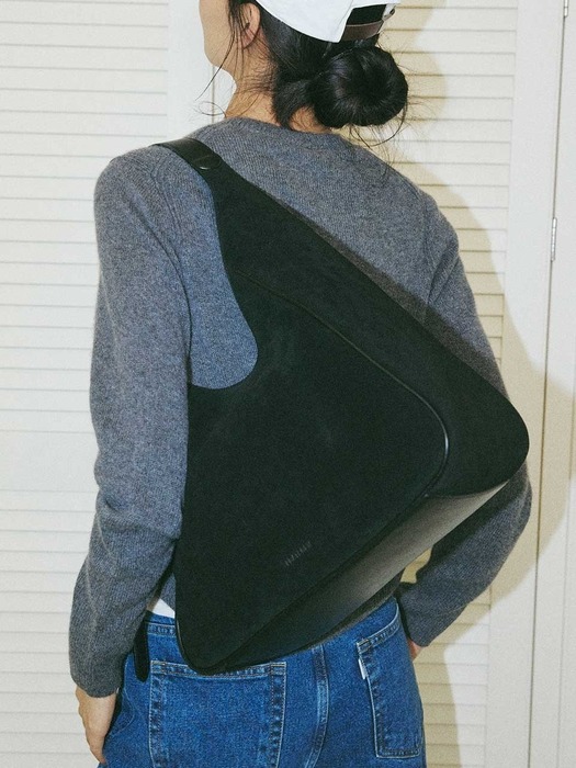 [단독][5차 리오더]Plaque Hobo Bag Suede 플라크 호보백 스웨이드 (3 Colors)