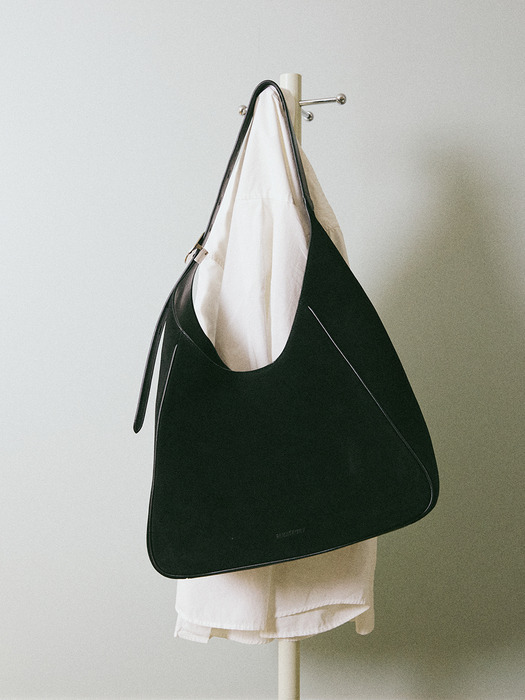 [단독][5차 리오더]Plaque Hobo Bag Suede 플라크 호보백 스웨이드 (3 Colors)