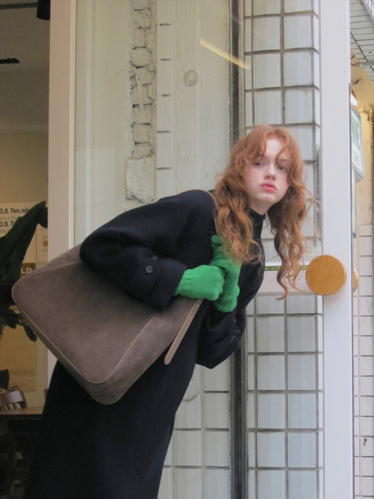 [단독][5차 리오더]Plaque Hobo Bag Suede 플라크 호보백 스웨이드 (3 Colors)