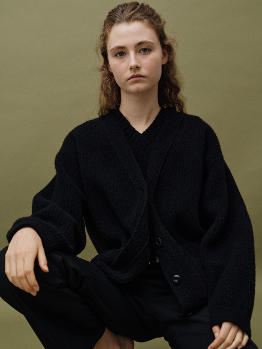 Garine wool cardigan (Black)