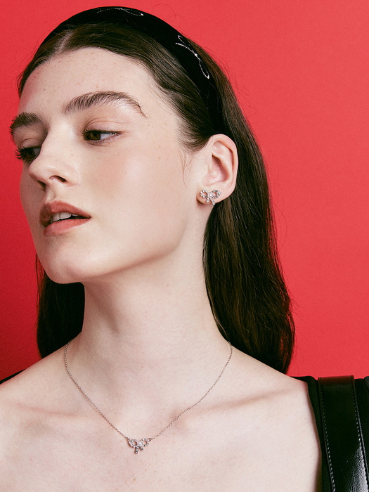 Petit Twinkle Ribbon Pearl Necklace_VH249ONE008M