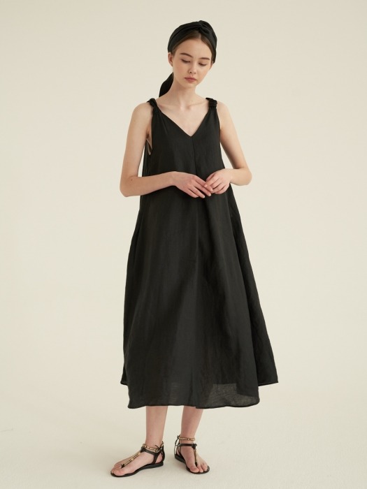 Knot Sleeveless Dress [Black]