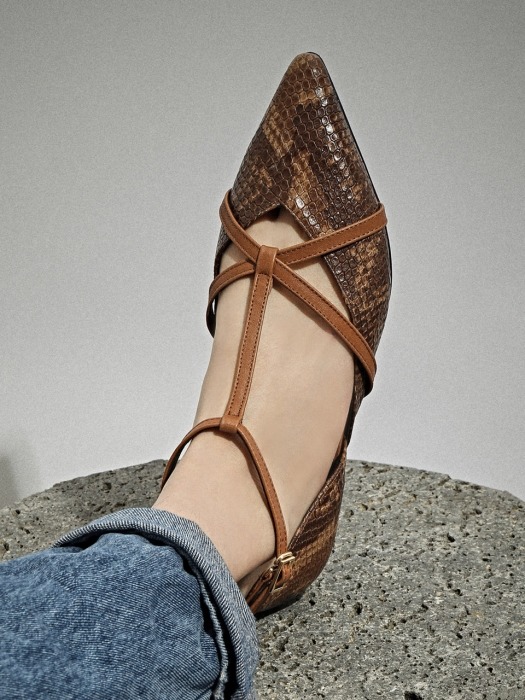 1214 Jayna T-Strap Flat Shoes-brown python