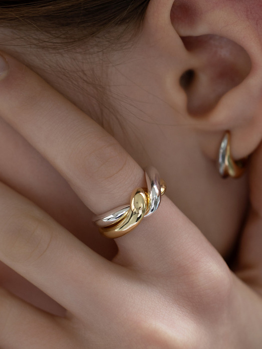 CROSS TWIST RING CR0454