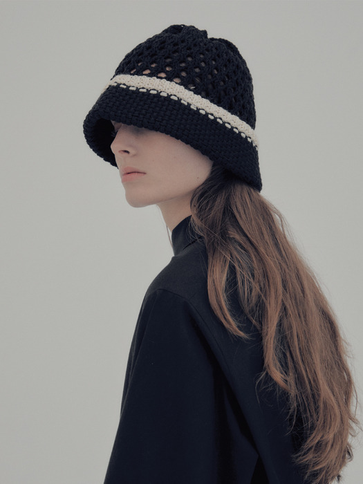 SS20 Honeycomb knit Hat / Black