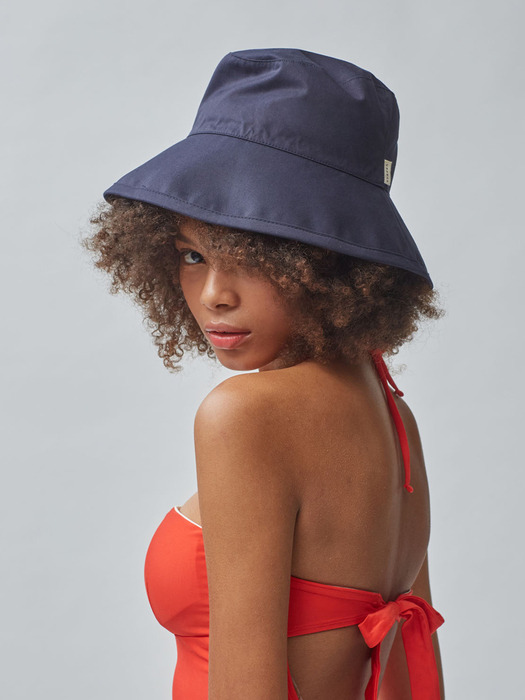 REVERSIBLE BUCKET HAT_NAVY