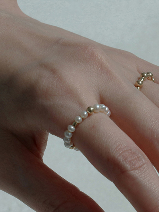 BABY PEARL BEADS RING