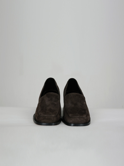 nubuck loafer