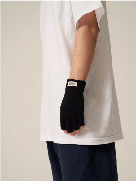 T204AACU61_WH LABEL FINGERLESS GLOVES