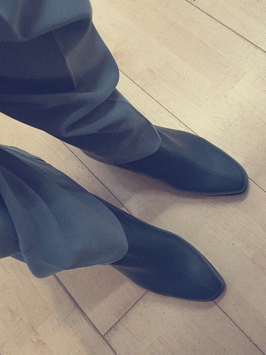 Unbalance Toe Boots_Black