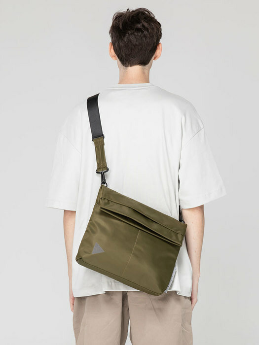 SNUG CROSS &TOTE BAG(M)_KHAKI