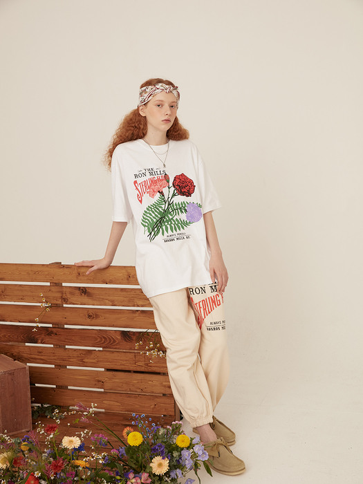 CARNATION OVER FIT T-SHIRT WHITE
