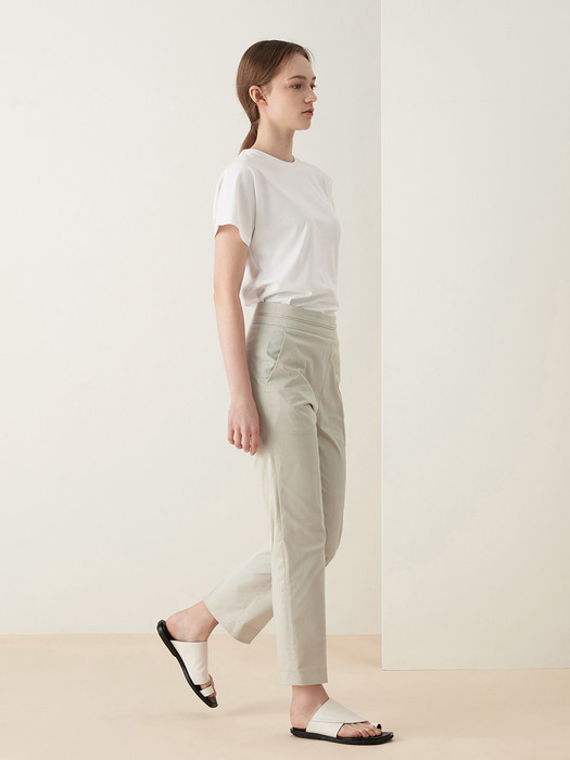 Line crop pants (light gray)