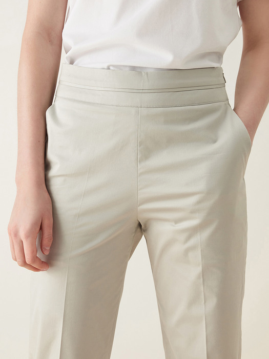 Line crop pants (light gray)