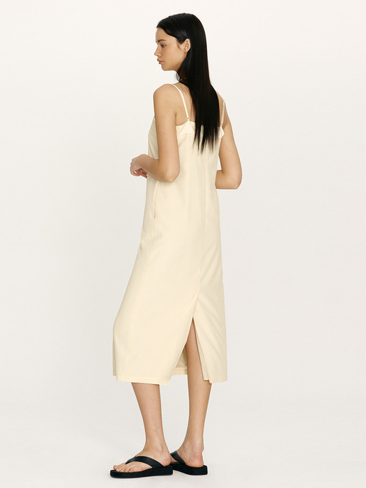 ONOMEA H-line camisole dress (Black/Butter)