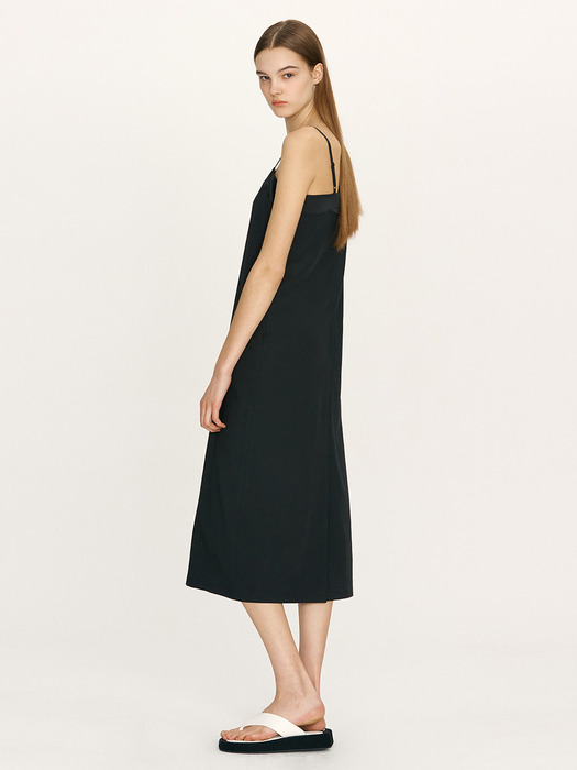 ONOMEA H-line camisole dress (Black/Butter)