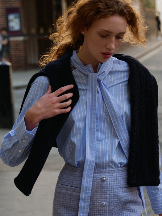 BATTERSEA Ribbon tie blouse (Blue stripe)