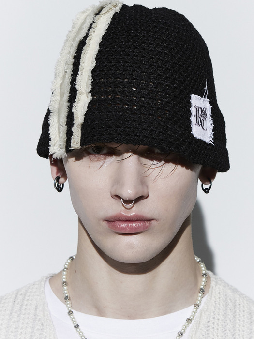 DENIM PATCHED BEANIE - BK