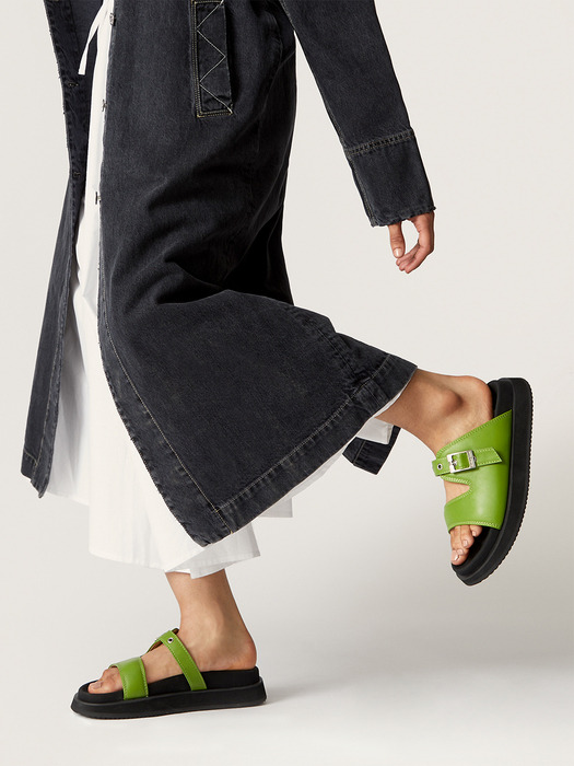Buckle Sandals / Green