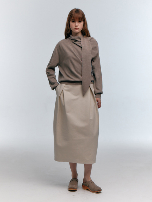 MID-WEIGHT ROUNDED MIDI SKIRT
