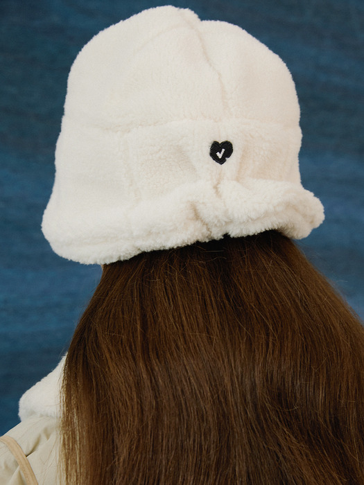 MUSHROOM HAT_CREAM