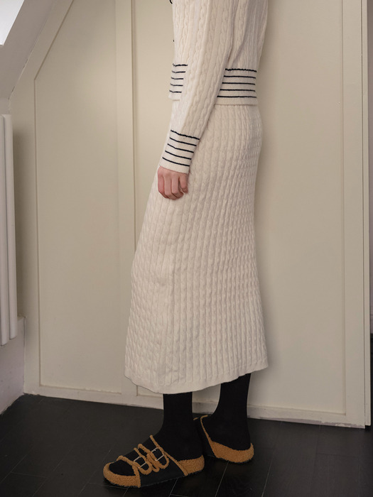 Cest_Knitted two-piece set_Skirt