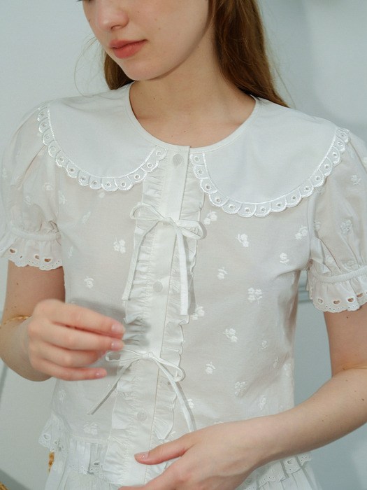 DD_Sweet doll embroidery shirt