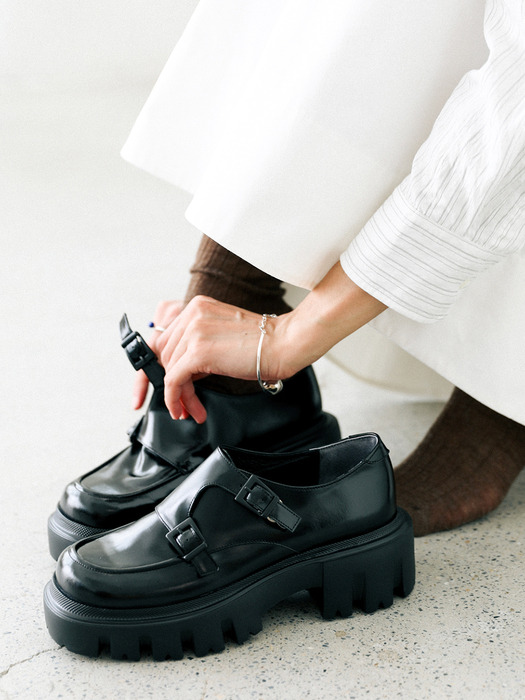 billy button loafer_black