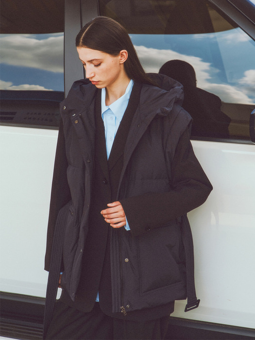 OVERSIZE GOOSE DOWN HOODED VEST [SKYBLUE][NAVY BLACK]