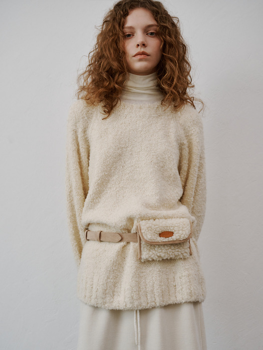 Boucle suede belt bag (Ivory)