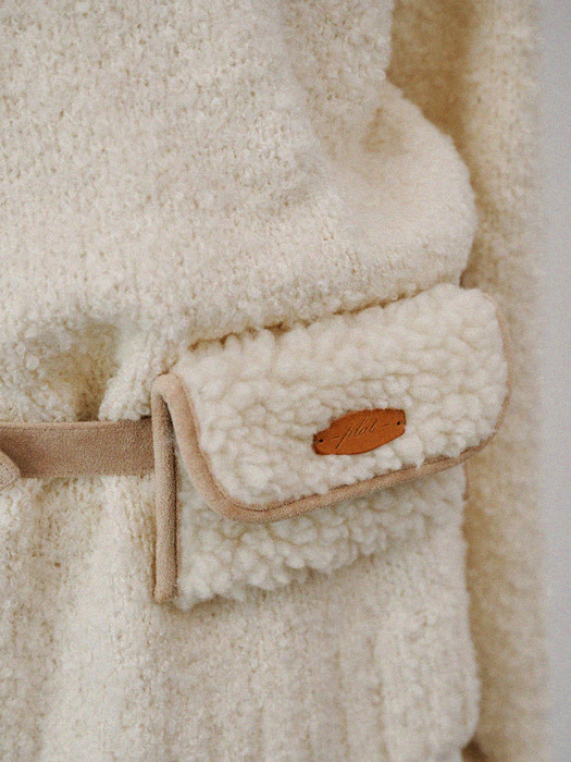 Boucle suede belt bag (Ivory)