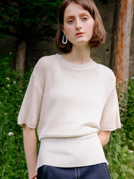 comos197 back- ribbon puff sleeve knit (beige)