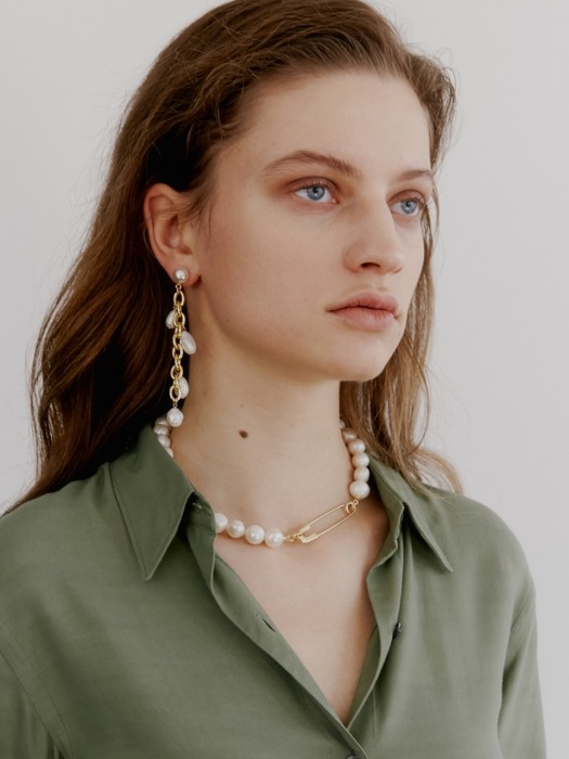 5 Pearl & Chain Unbal Earrings